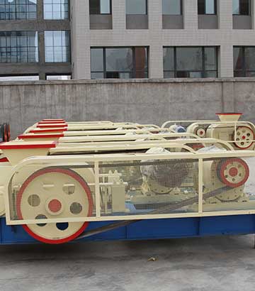 紅星機(jī)器輥式破碎機(jī)