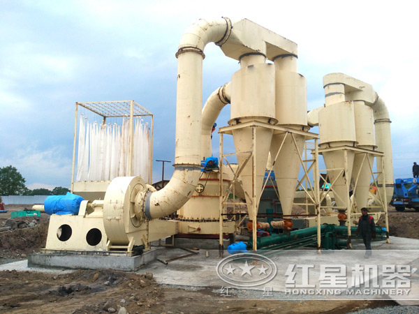 磨粉現(xiàn)場圖 磨粉現(xiàn)場圖