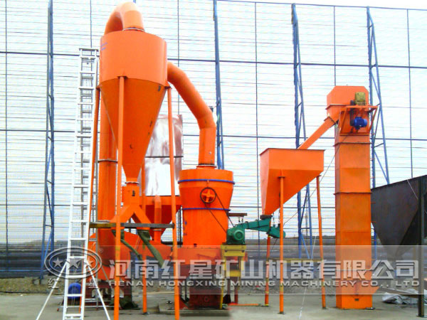 膨潤(rùn)土超細(xì)磨粉機(jī)