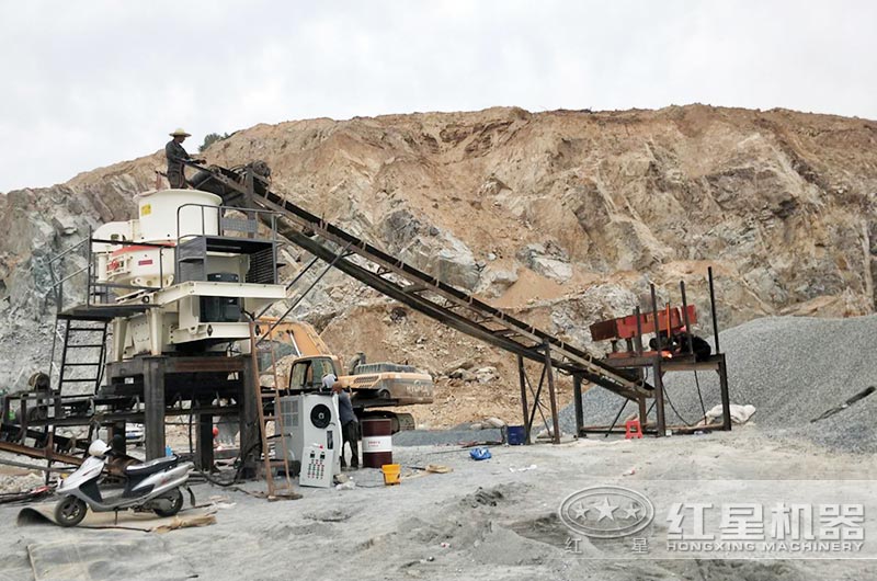 石料場(chǎng)碎石制砂加工客戶現(xiàn)場(chǎng)