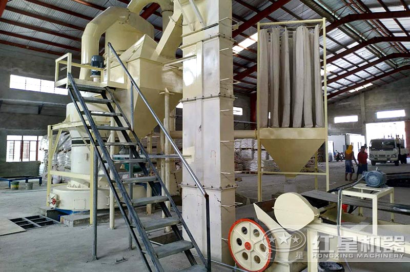 石英石磨粉生產(chǎn)現(xiàn)場實(shí)拍