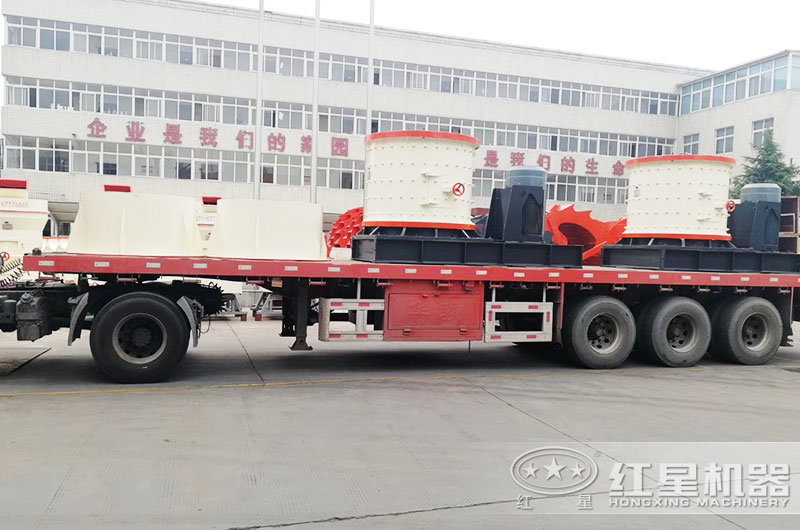 紅星復(fù)合制砂機(jī)裝車發(fā)貨現(xiàn)場(chǎng)