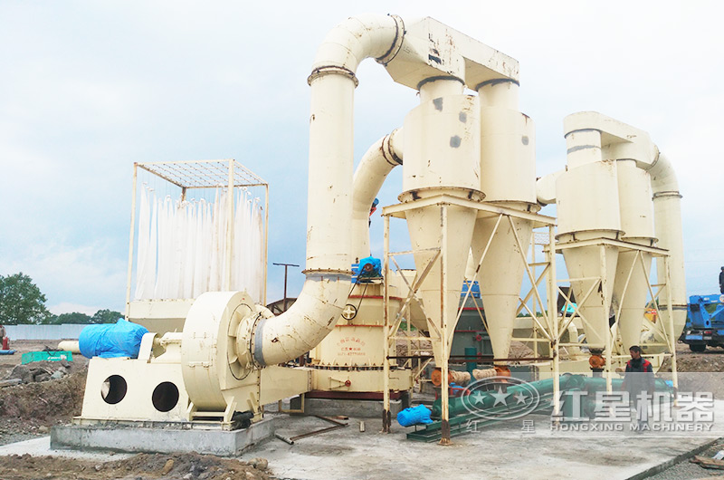 石英石磨粉生產(chǎn)現(xiàn)場實(shí)拍