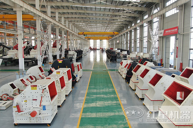 道砟石破碎機廠區(qū)現(xiàn)貨