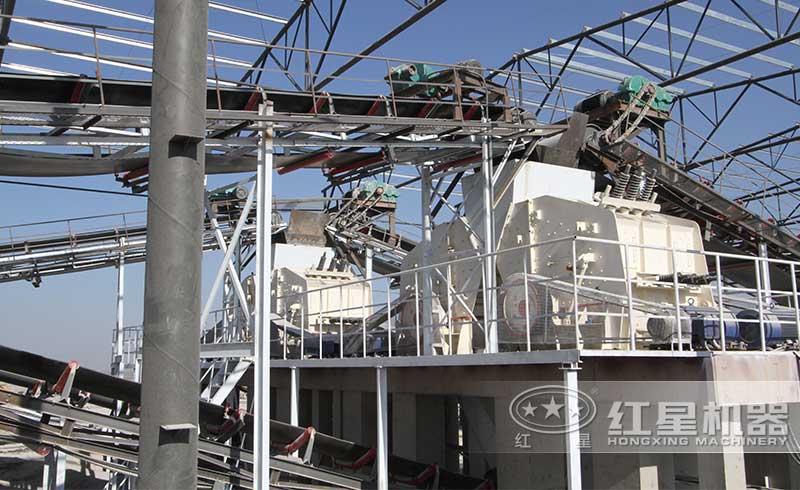 PF1214河卵石反擊式破碎機用戶現(xiàn)場