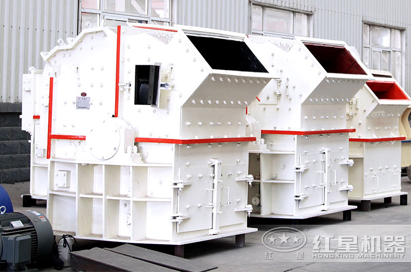 細碎機生產(chǎn)車間一角