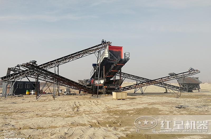 河北保定輪胎式移動破碎站現(xiàn)場