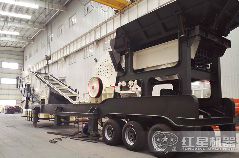 移動式重錘破碎機車間