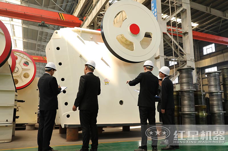 1215破碎機有現(xiàn)貨供客戶來廠參觀、咨詢