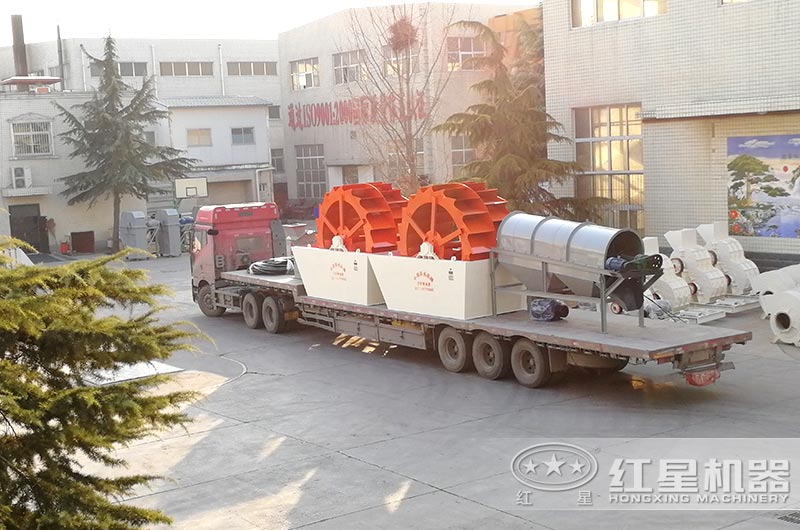 時產(chǎn)200噸水洗沙機器發(fā)往河南周口