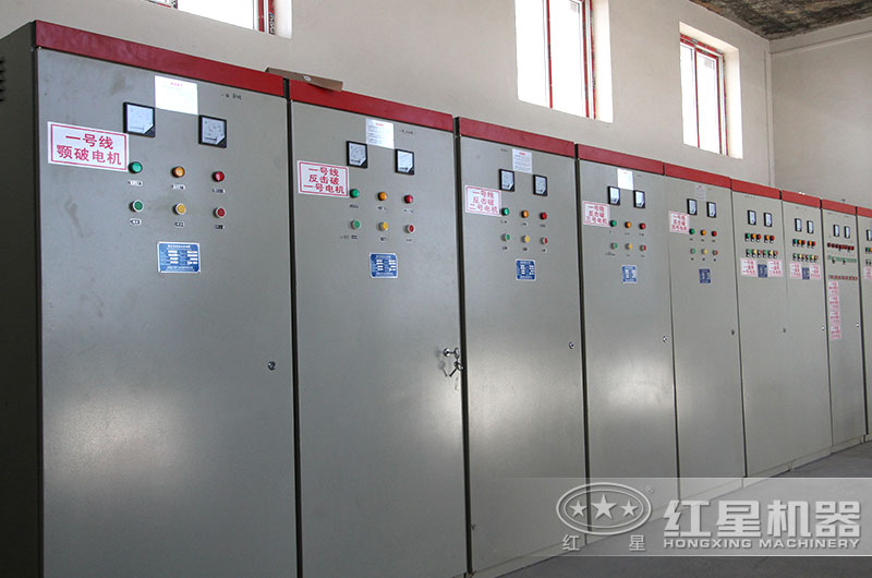 顎式破石機(jī)客戶操作間——智能操控、一鍵啟停