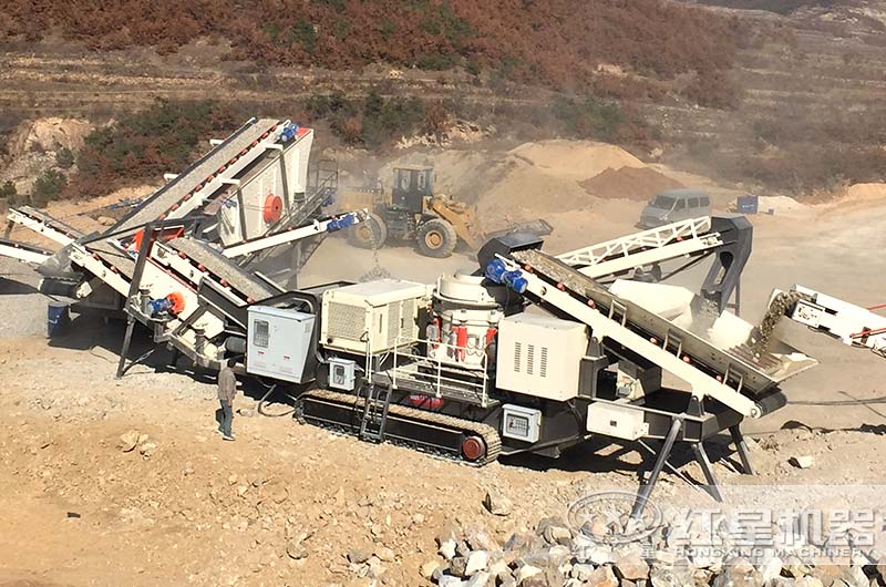 山東客戶(hù)大型混凝土破碎處理現(xiàn)場(chǎng)