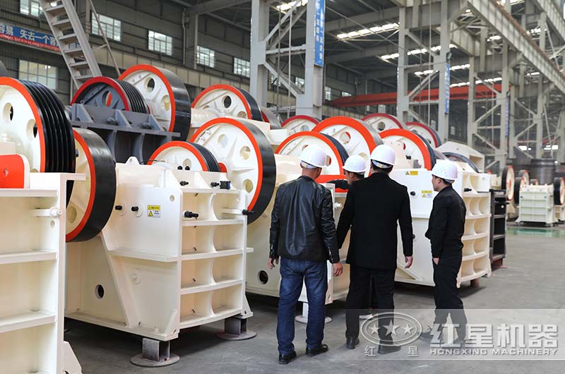 客戶來廠參觀，定制生產(chǎn)方案