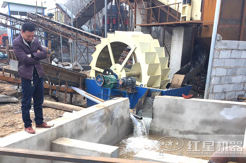 洗砂機作業(yè)圖 洗砂機作業(yè)圖