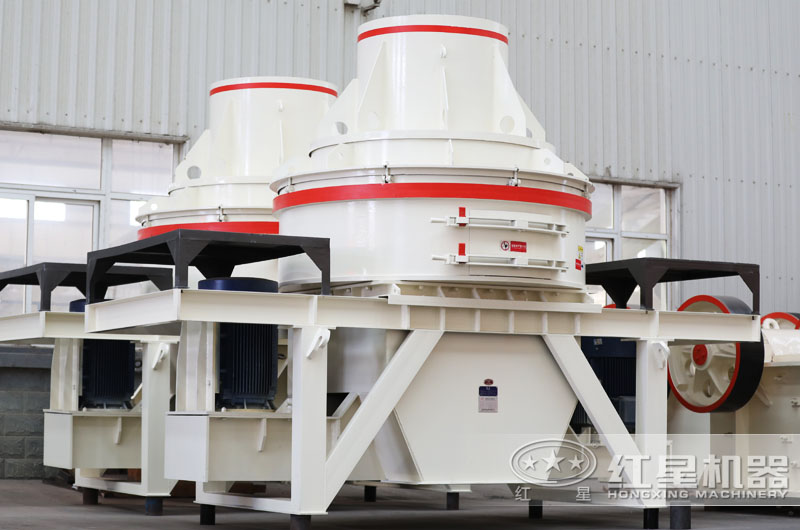 直通沖擊式制沙機(jī)，成品為立方體狀，粒型好