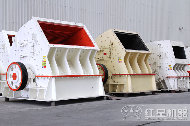 圖4:錘式破碎石子機(jī) 圖4:錘式破碎石子機(jī)