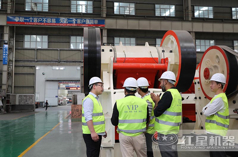 客戶來廠參觀，選購設(shè)備