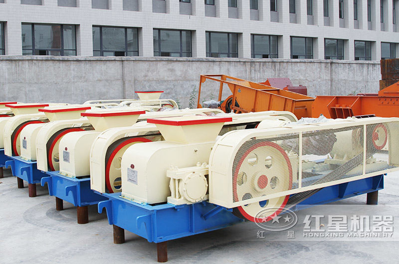 小型對輥打砂機排料大小易控制