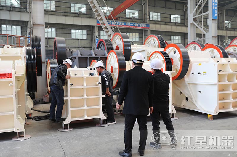 紅星客戶到場(chǎng)參觀考察沙場(chǎng)設(shè)備 紅星客戶到場(chǎng)參觀考察沙場(chǎng)設(shè)備