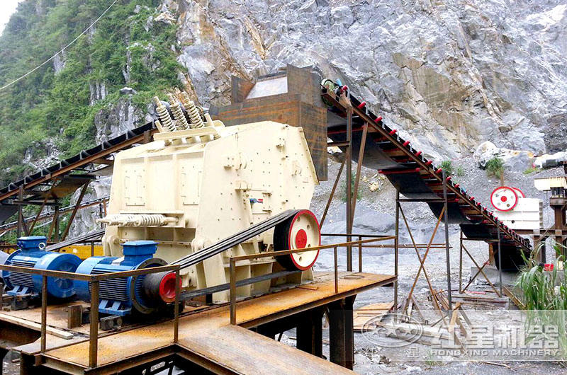 石灰石破碎生產(chǎn)現(xiàn)場